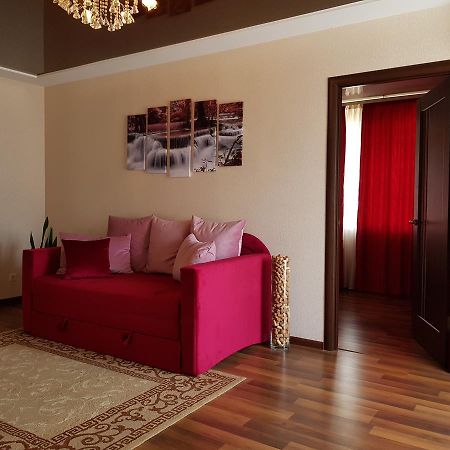 Апартаменты С Балконом Kharkov Ngoại thất bức ảnh