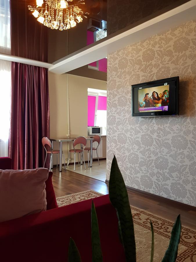 Апартаменты С Балконом Kharkov Ngoại thất bức ảnh